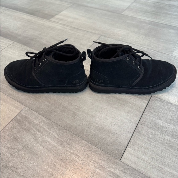 Women’s Neumel Ugg Boots Black Size 8 - Picture 2 of 5